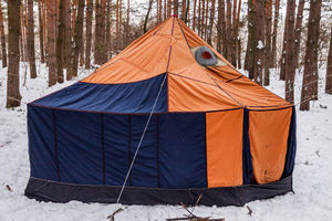 Палатка Катюша на тренировке 2013.jpg