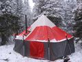 Палатка Зима-У Шапито на Южном Урале 2009.jpg